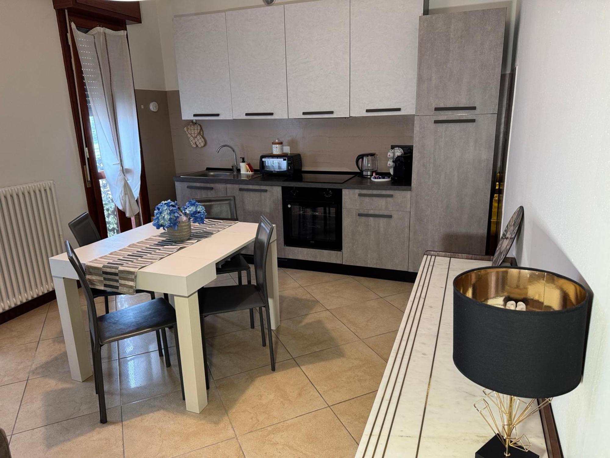 Casa Linabelli Reggio Emilia Apartment ภายนอก รูปภาพ
