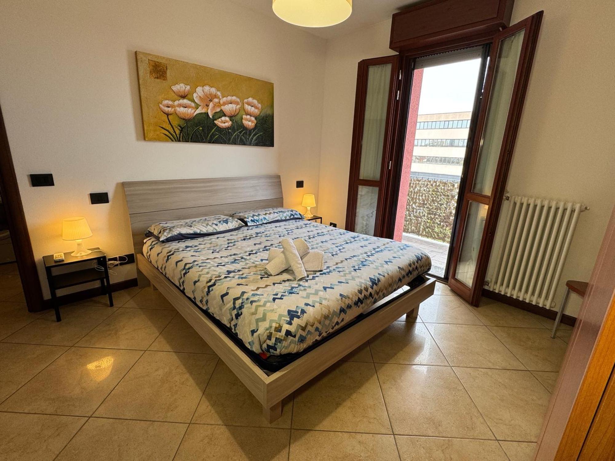 Casa Linabelli Reggio Emilia Apartment ภายนอก รูปภาพ